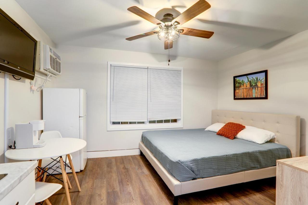 Brooklyn Club Motel 3*